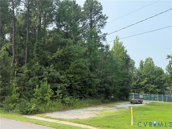5116 Niles Road , Chesterfield, VA 23234