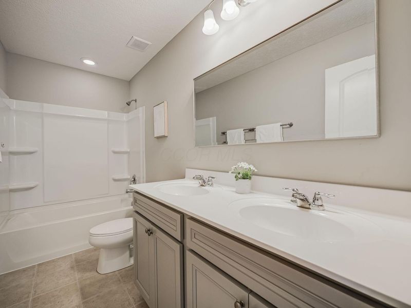 6859 Olde Dutch Road, Westerville, OH 43081 Photo 24