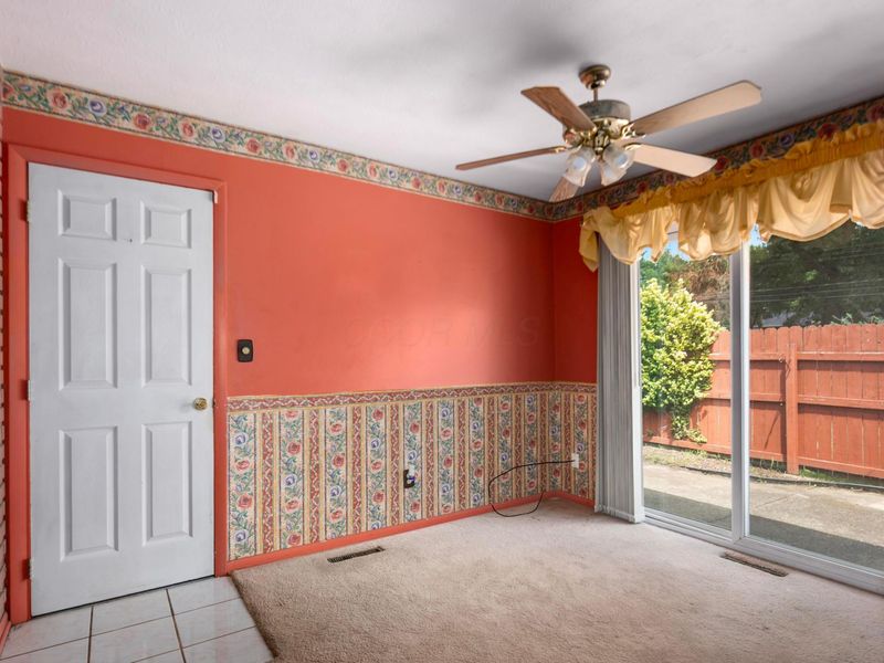 6612 Kings Charter Road, Reynoldsburg, OH 43068 Photo 5