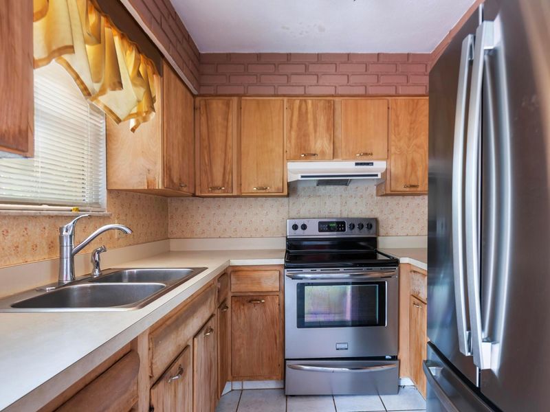 6612 Kings Charter Road, Reynoldsburg, OH 43068 Photo 8