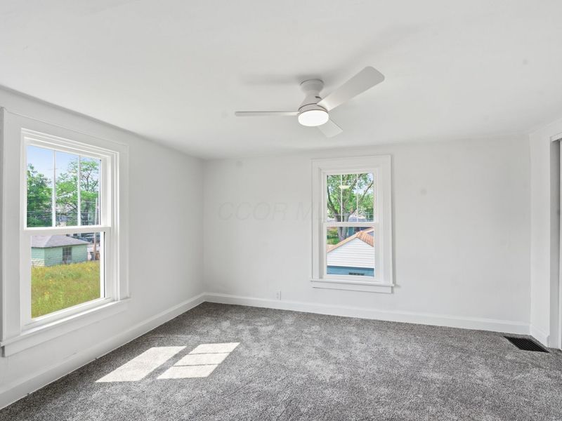 486 E Weber Road, Columbus, OH 43202 Photo 20