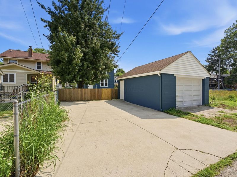 486 E Weber Road, Columbus, OH 43202 Photo 7