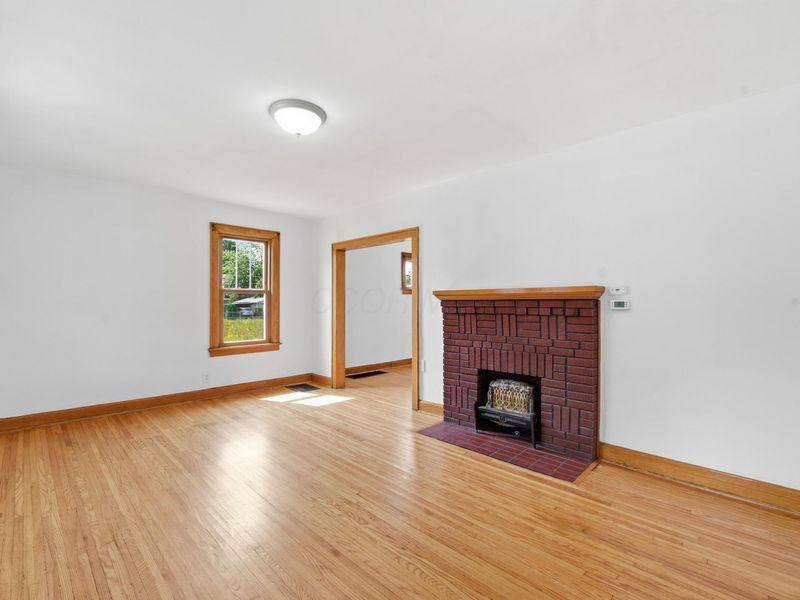 486 E Weber Road, Columbus, OH 43202 Photo 9