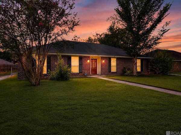 15434 Ferrell Ave, Baton Rouge, LA 70817
