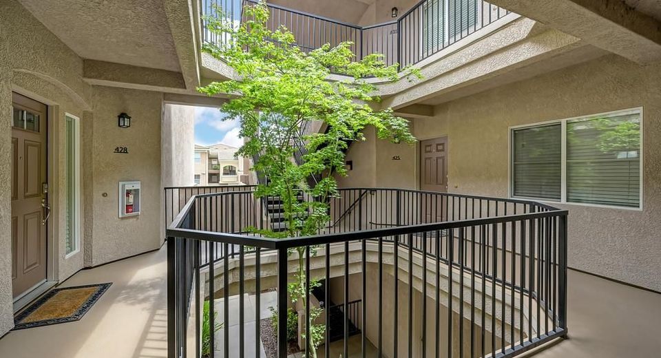 400 Moon Cir #427, Unit 427, Folsom, CA 95630 Photo