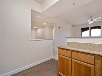 400 Moon Cir #427, Unit 427, Folsom, CA 95630 Photo