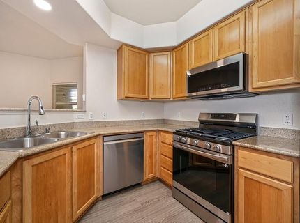 400 Moon Cir #427, Unit 427, Folsom, CA 95630 Photo