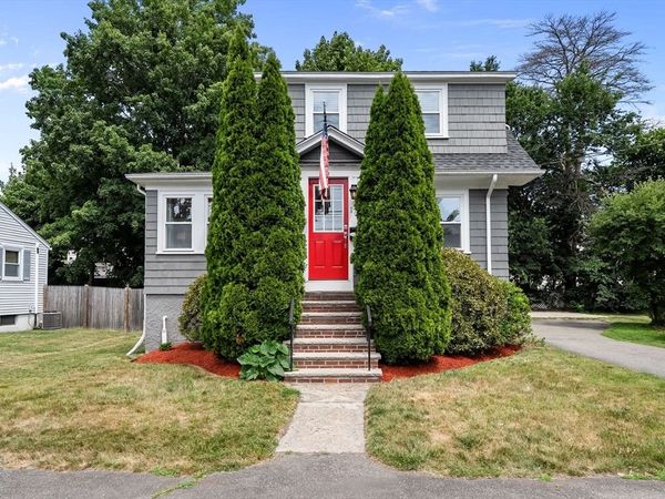 17 Andrews St, Norwood, MA 02062