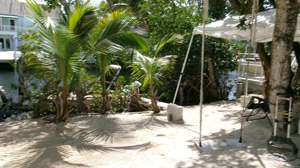 956 Shaw Drive, Key Largo, FL 33037 Photo