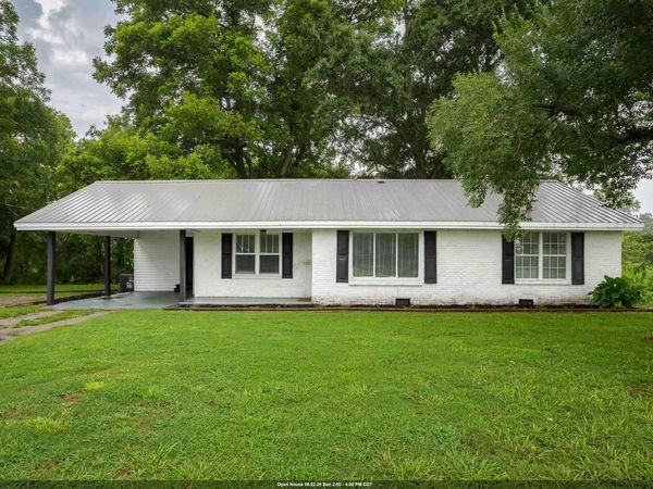 695 Co Rd 131, Russellville, AL 35654