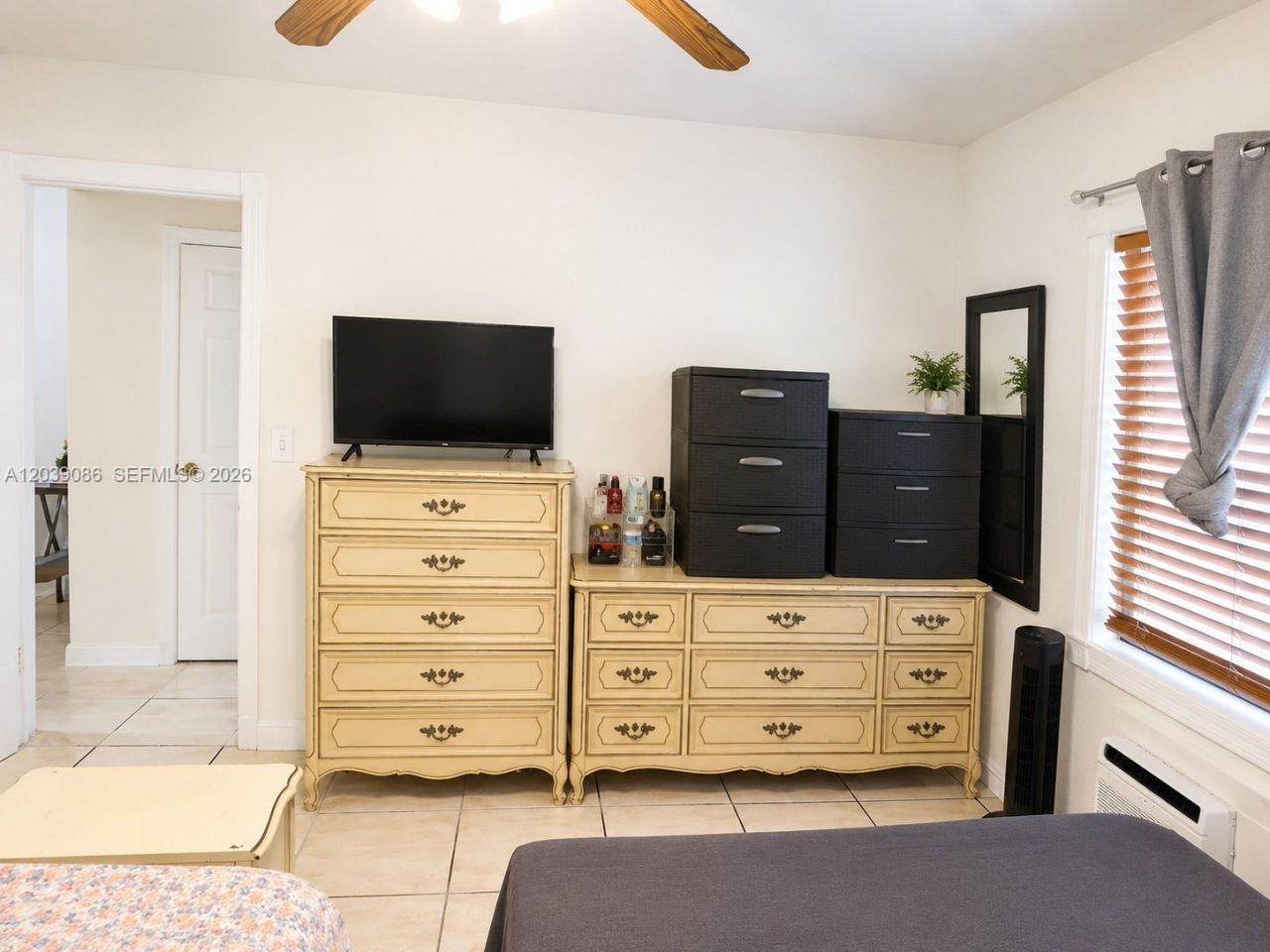 549 Meridian Ave , Unit 12, Miami Beach, FL 33139 Photo