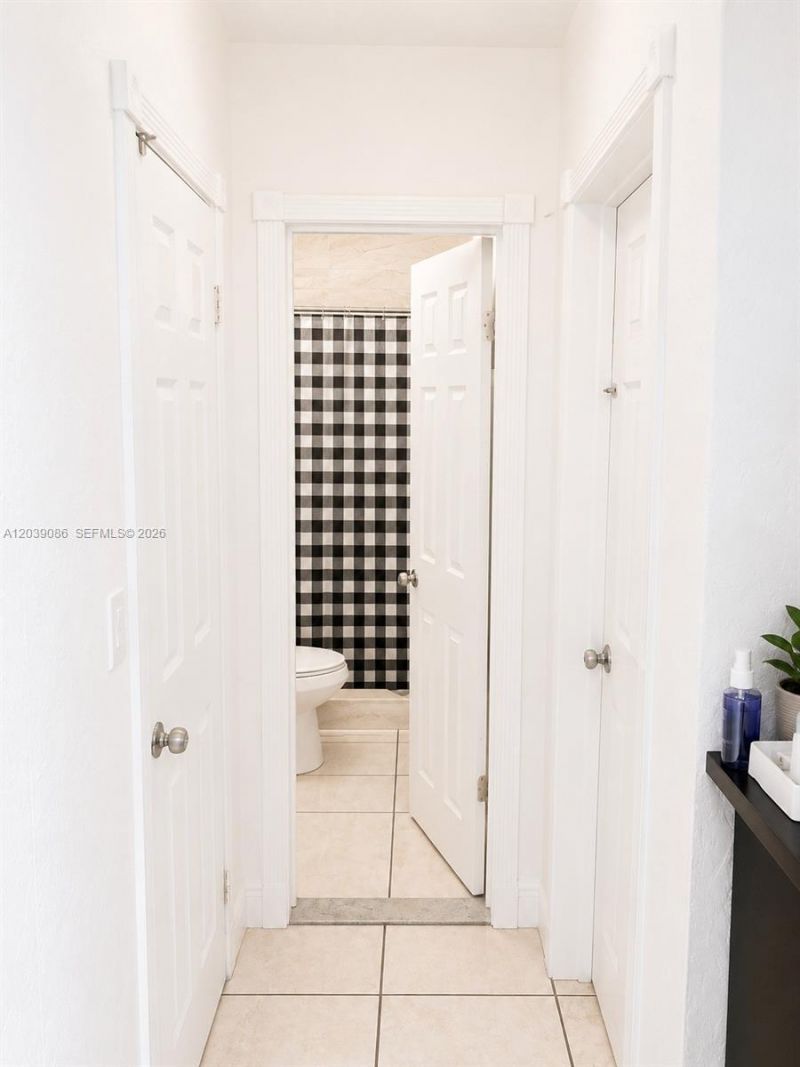 549 Meridian Ave , Unit 12, Miami Beach, FL 33139 Photo