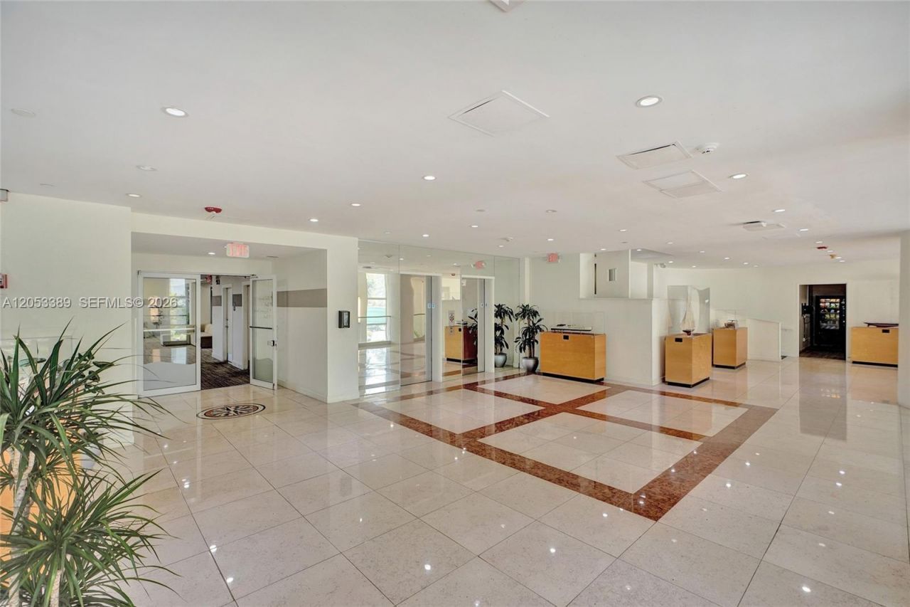 10350 W Bay Harbor Dr , Unit 3G, Bay Harbor Islands, FL 33154 Photo