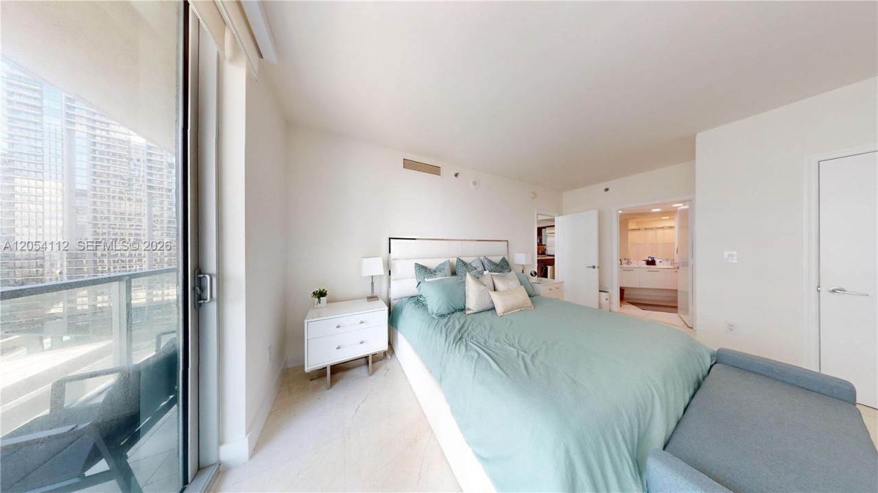 500 Brickell Ave, Unit 2610, Miami, FL 33131 Photo