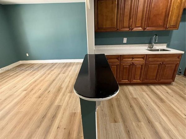 2409 SE 2nd Ave SE , Vero Beach, FL 32962