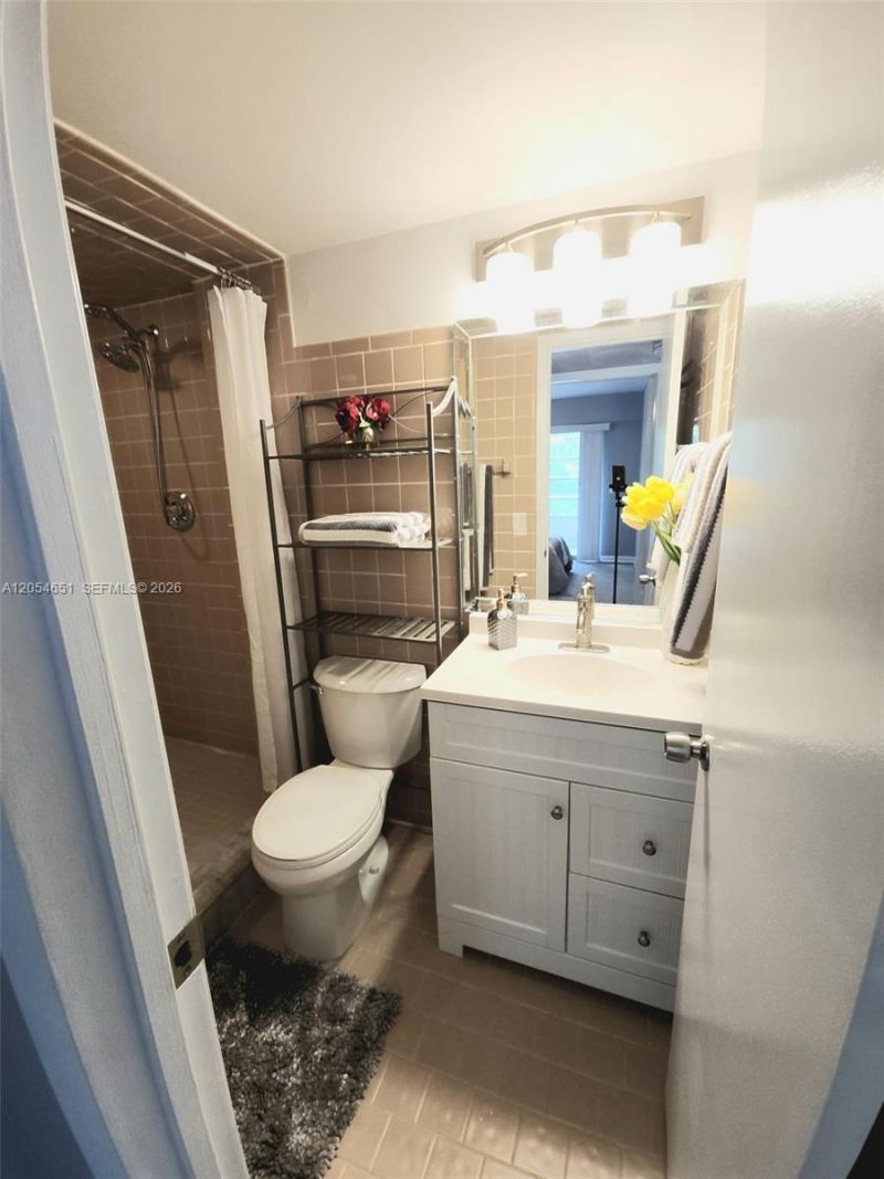 285 Fanshaw G, Unit 285 G, Boca Raton, FL 33434 Photo