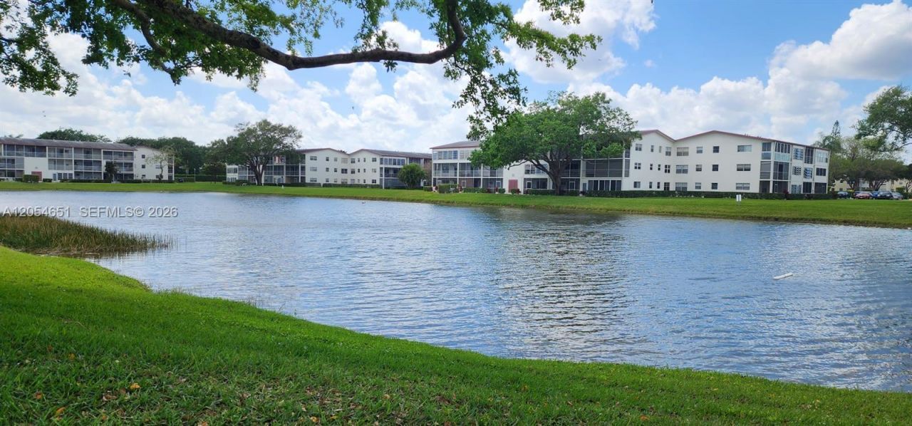285 Fanshaw G, Unit 285 G, Boca Raton, FL 33434 Photo