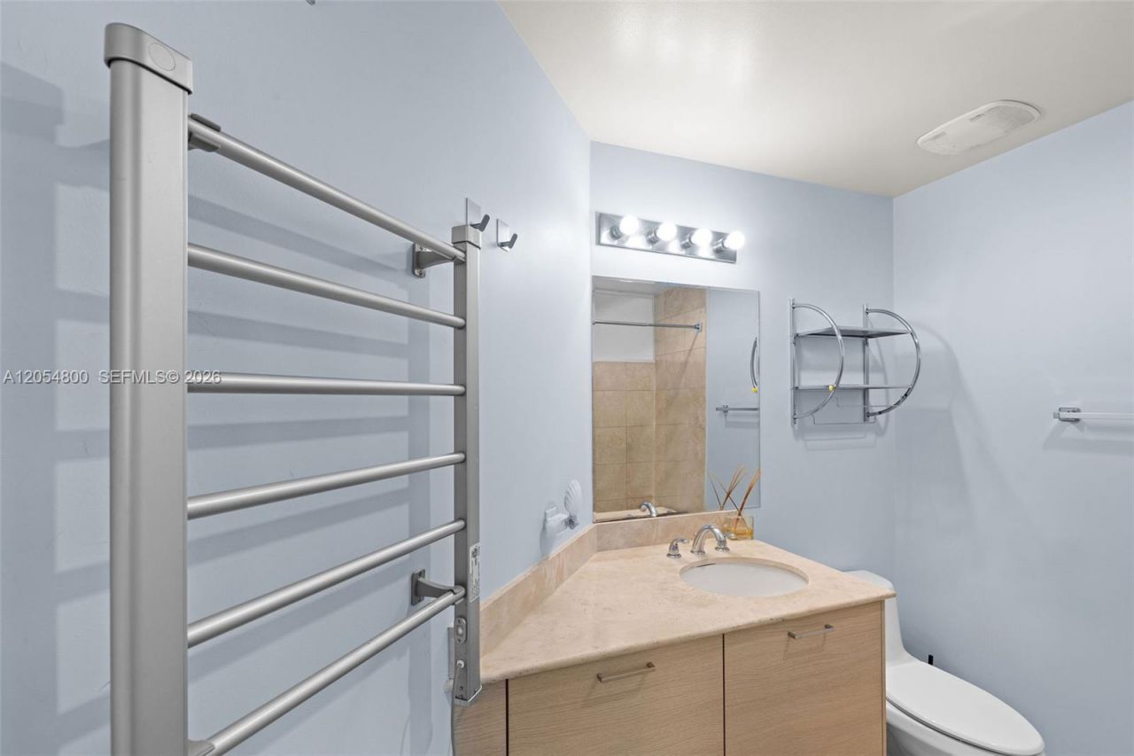 350 NE 24th St, Unit 401, Miami, FL 33137 Photo