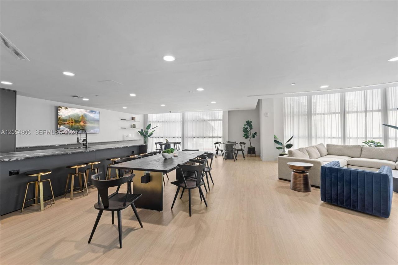 350 NE 24th St, Unit 401, Miami, FL 33137 Photo