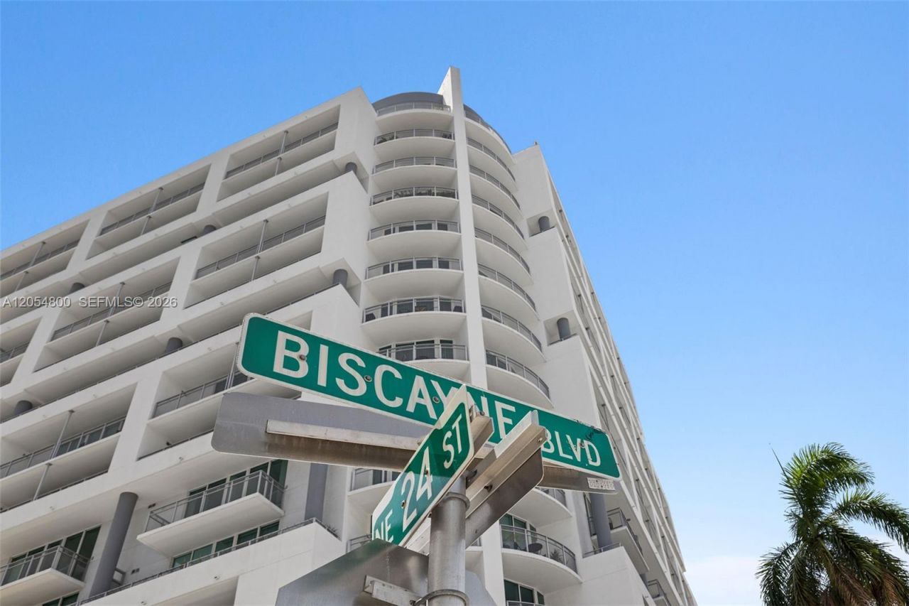 350 NE 24th St, Unit 401, Miami, FL 33137 Photo
