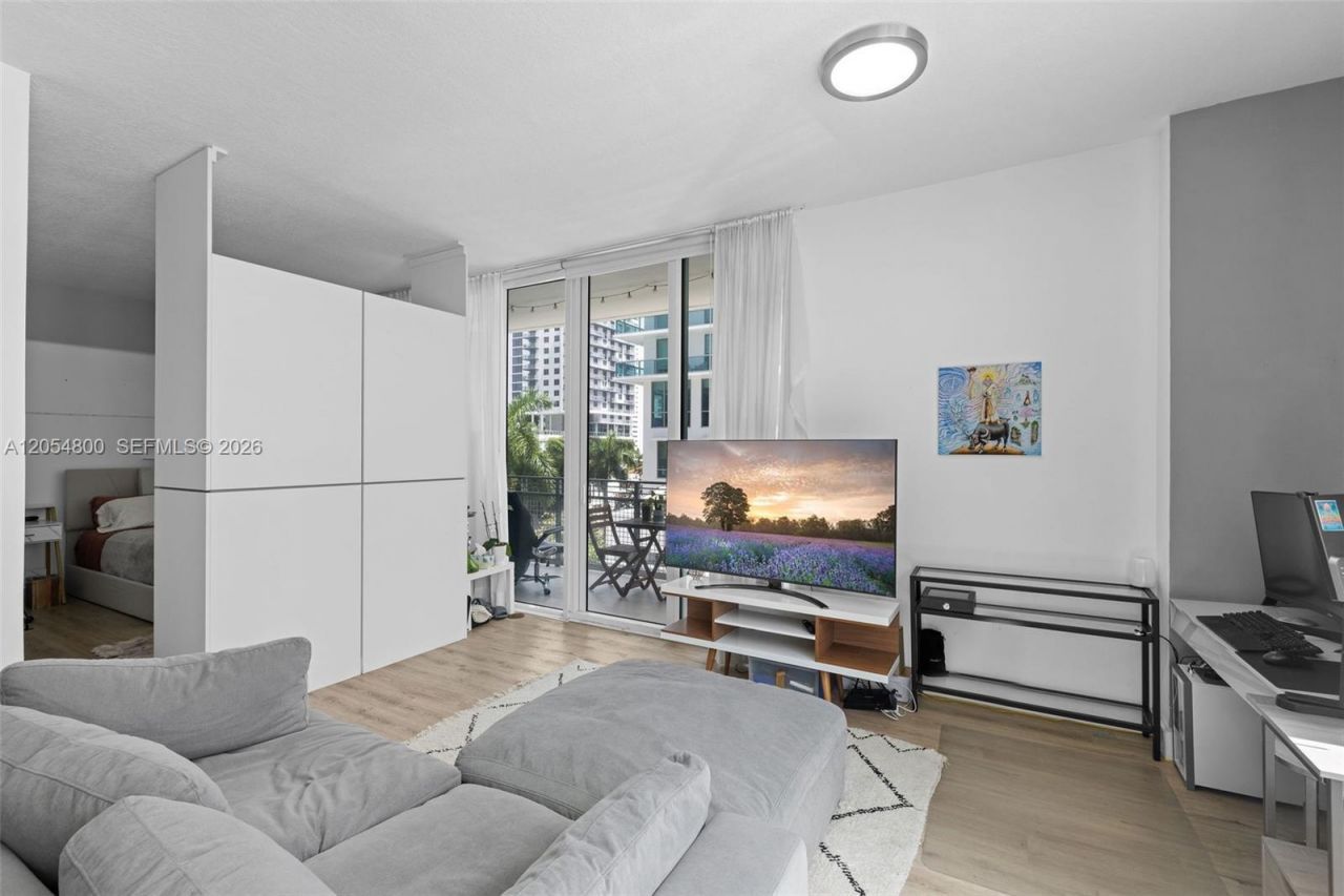 350 NE 24th St, Unit 401, Miami, FL 33137 Photo