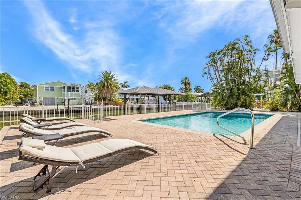 3 Pepita St, Fort Myers Beach, FL 33931 Photo