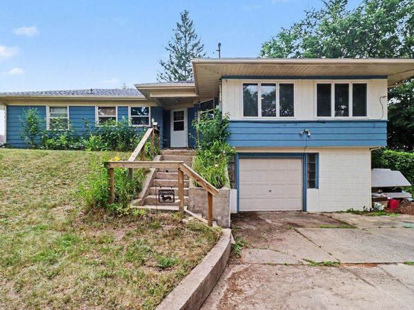 204 W Main Street, Edmore, MI 48829