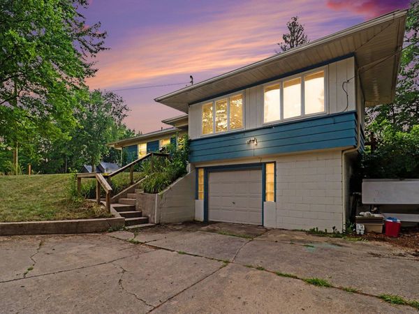 204 W Main Street, Edmore, MI 48829