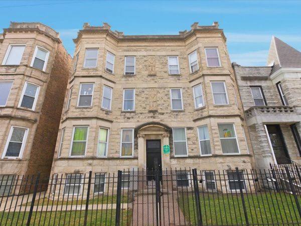 3133 W Augusta Boulevard , Unit 3E, Chicago, IL 60622
