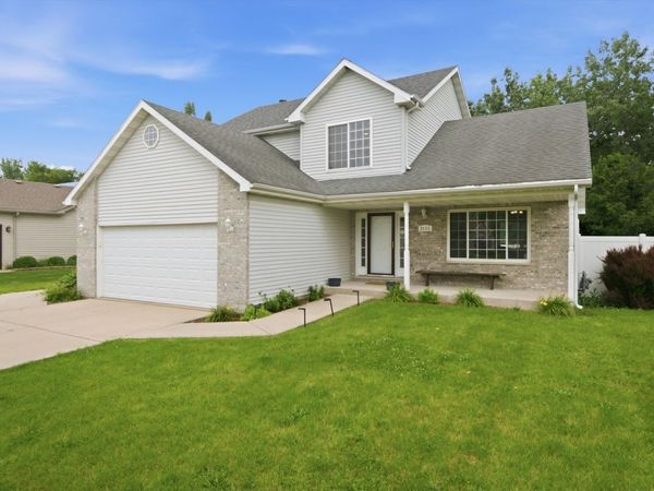 2555 Cobblestone Court, Morris, IL 60450