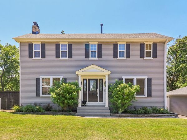 4103 Old Grand Avenue , Gurnee, IL 60031
