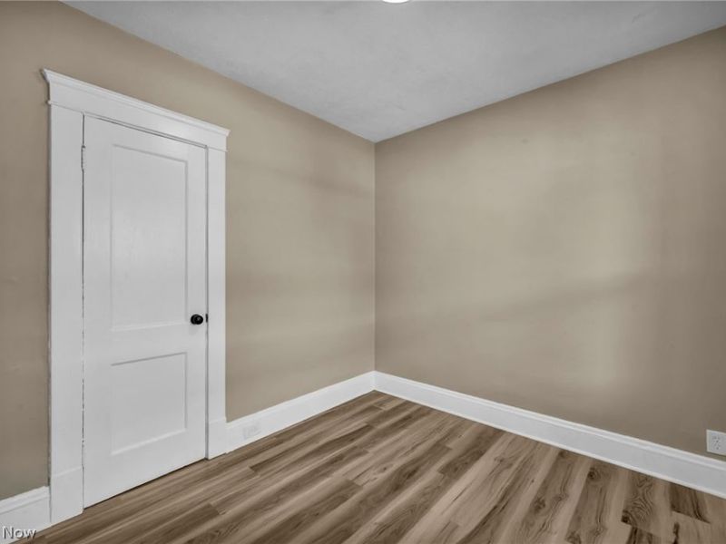 911 Royal Road , Cleveland, OH 44110 Photo 12