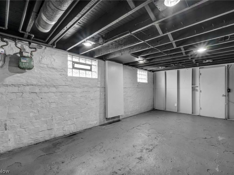 911 Royal Road , Cleveland, OH 44110 Photo 25