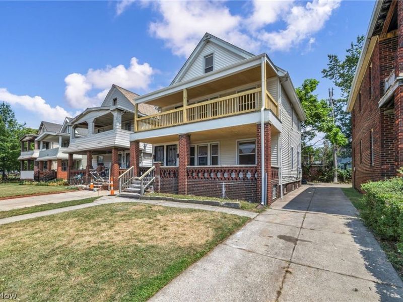 911 Royal Road , Cleveland, OH 44110 Photo 3