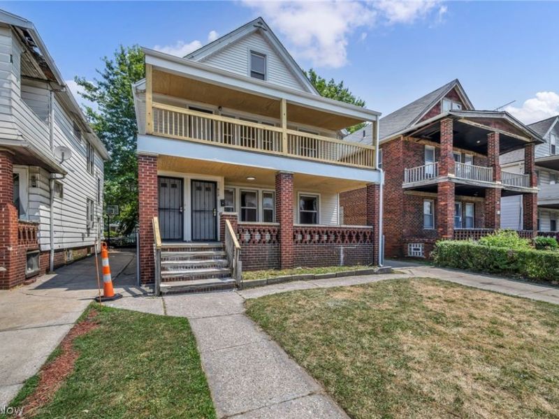 911 Royal Road , Cleveland, OH 44110 Photo 4