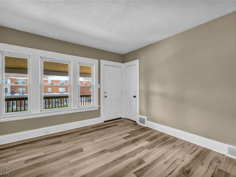 911 Royal Road , Cleveland, OH 44110 Photo 43