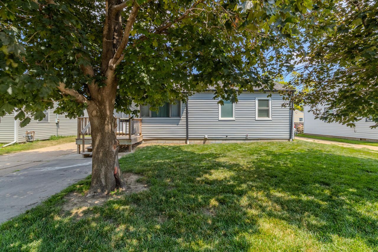 1015 Spruce Street, Council Bluffs, IA 51501 Main Photo