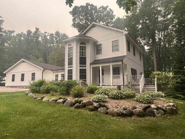 4470 Walker Road, Harbor Springs, MI 49740