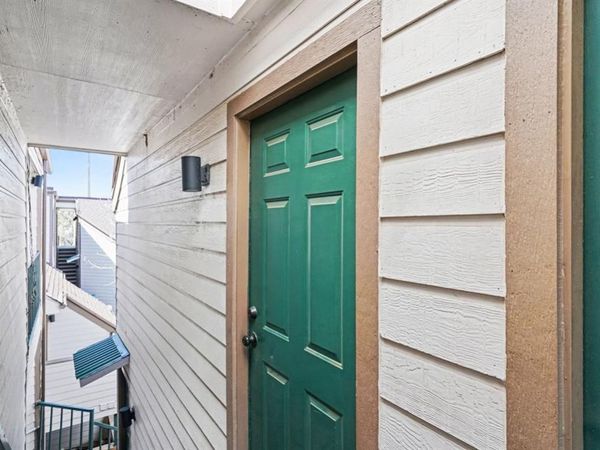2304 Balsam Drive, Unit E203, Arlington, TX 76006