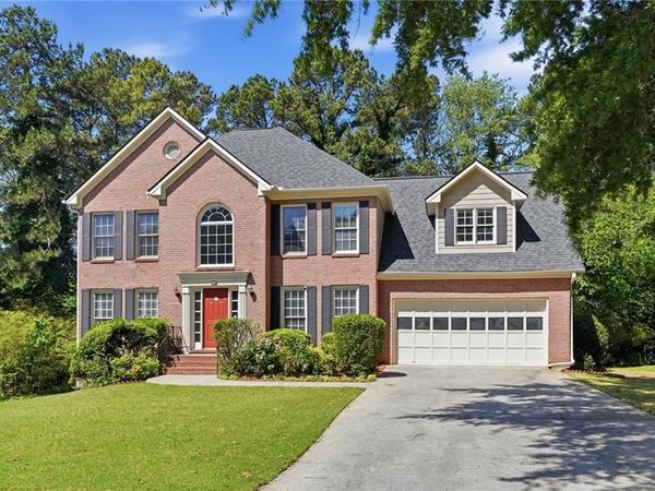 505 Saint Marks Drive SW, Lilburn, GA 30047