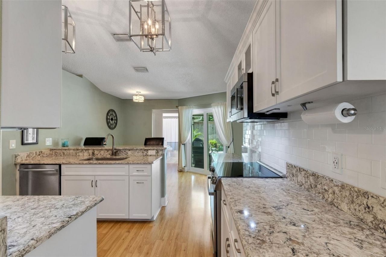 2426 Icecapade Drive , Sarasota, FL 34240 Photo