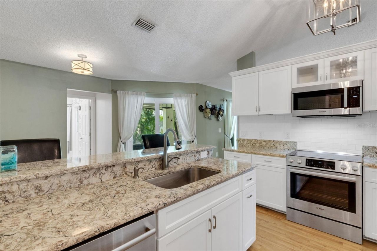 2426 Icecapade Drive , Sarasota, FL 34240 Photo