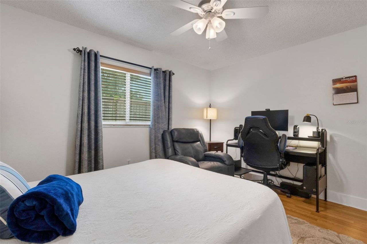 2426 Icecapade Drive , Sarasota, FL 34240 Photo