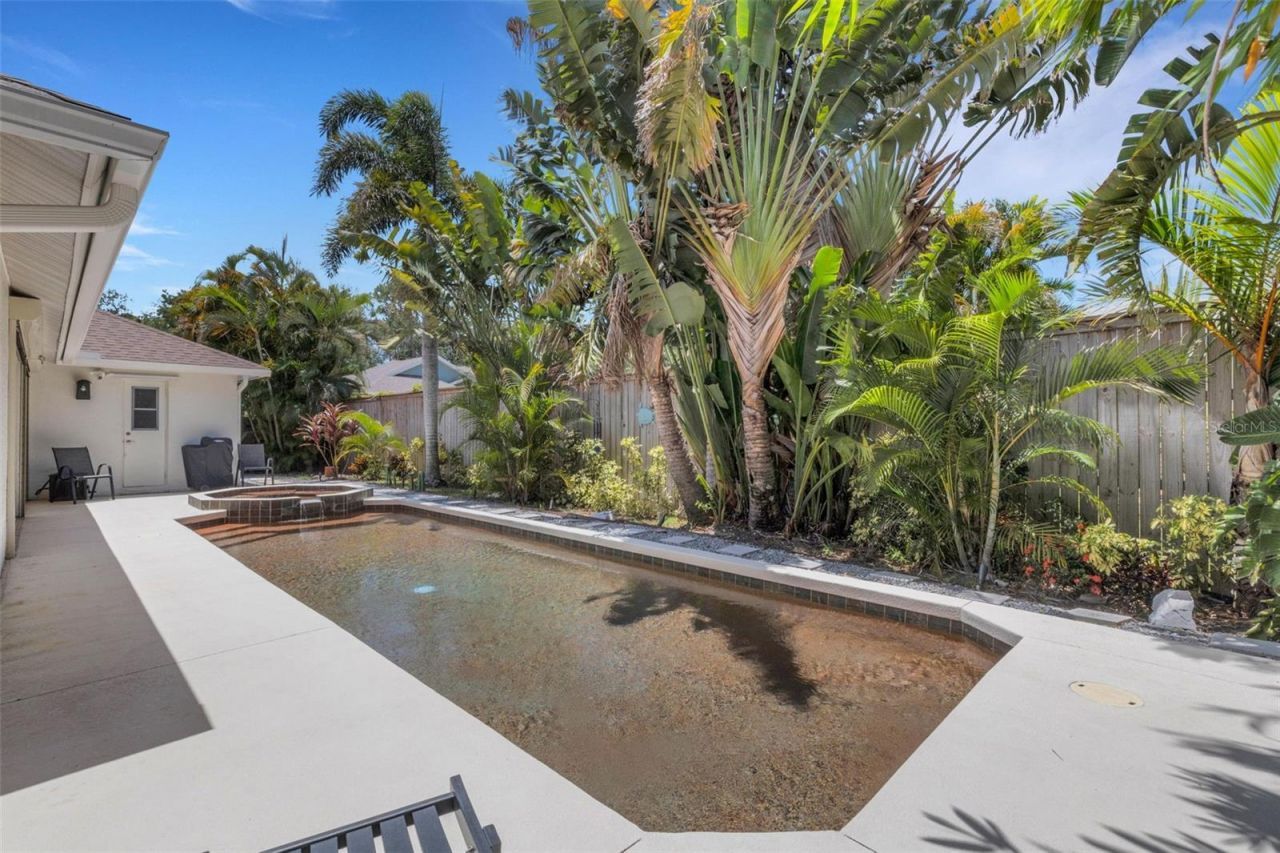 2426 Icecapade Drive , Sarasota, FL 34240 Photo