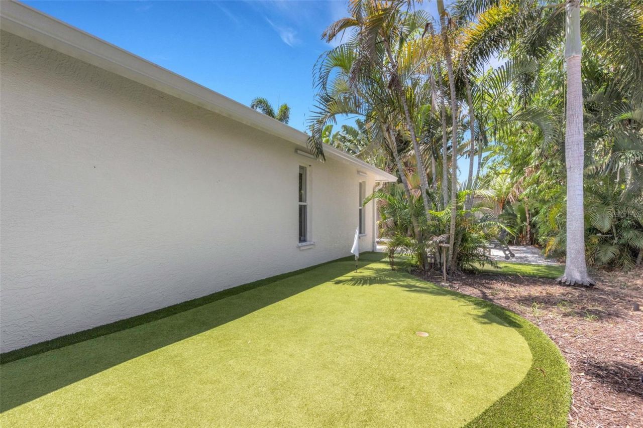 2426 Icecapade Drive , Sarasota, FL 34240 Photo