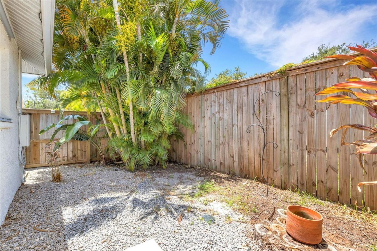2426 Icecapade Drive , Sarasota, FL 34240 Photo