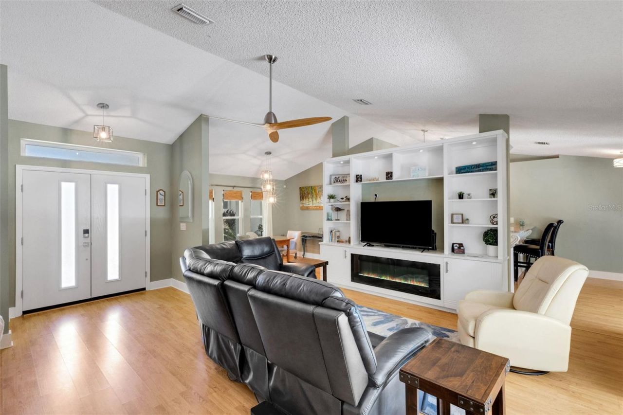 2426 Icecapade Drive , Sarasota, FL 34240 Photo