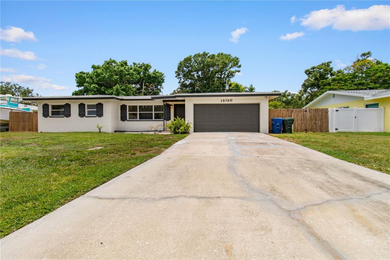 12120 Croft Drive , Largo, FL 33774 Photo