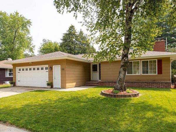 150 S LEE STREET, Appleton, WI 54915