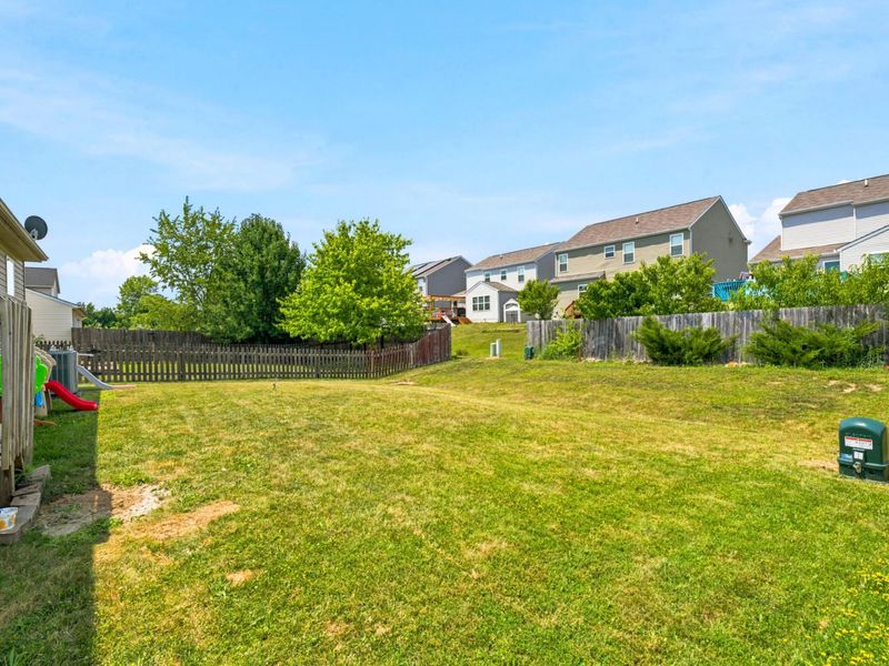 7654 Farm Hill Drive, Blacklick, OH 43004 Photo 24